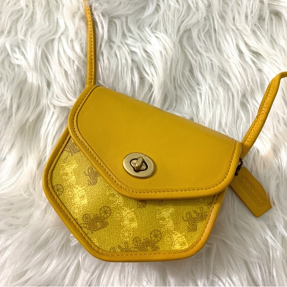 Discontinued‼️Coach Turnlock Flap Pouch 15 - Picture 2 of 12